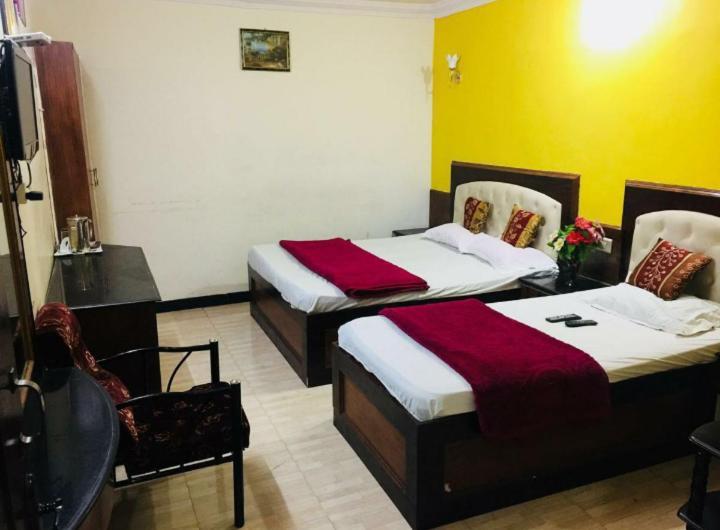 Hotel Mystique Inn Утакаманд Экстерьер фото